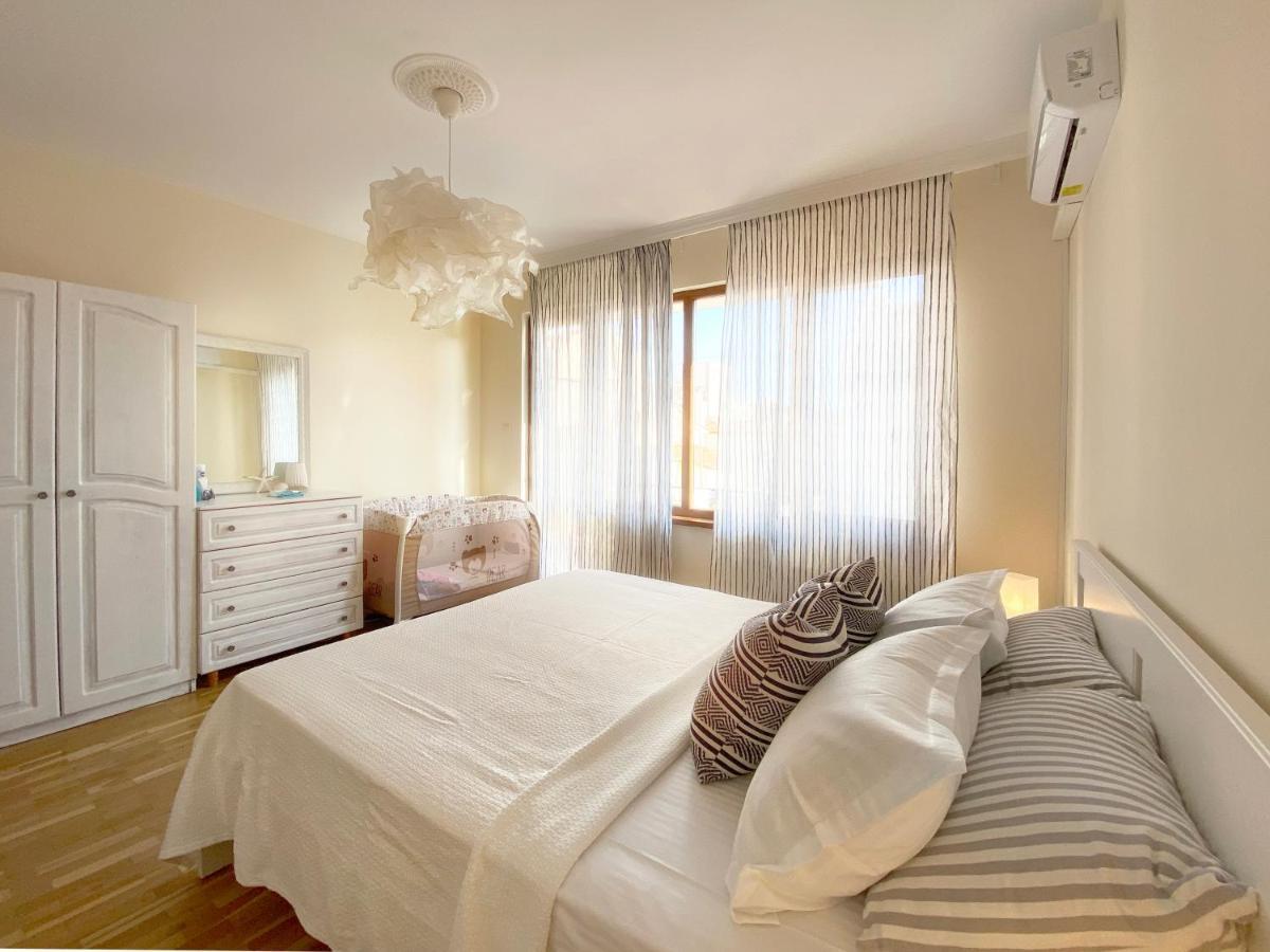 Lovely Apartment With Balcony In Pomorie Old Town By Flat Mаnаger Luaran gambar