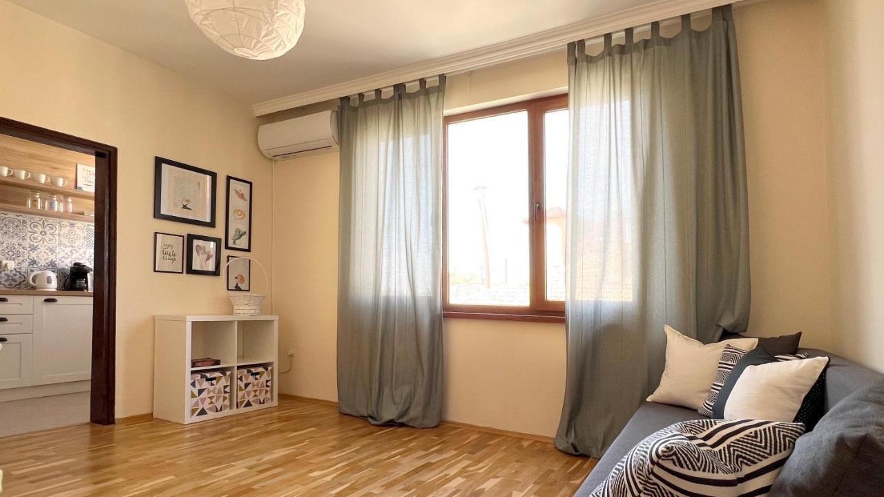 Lovely Apartment With Balcony In Pomorie Old Town By Flat Mаnаger Luaran gambar